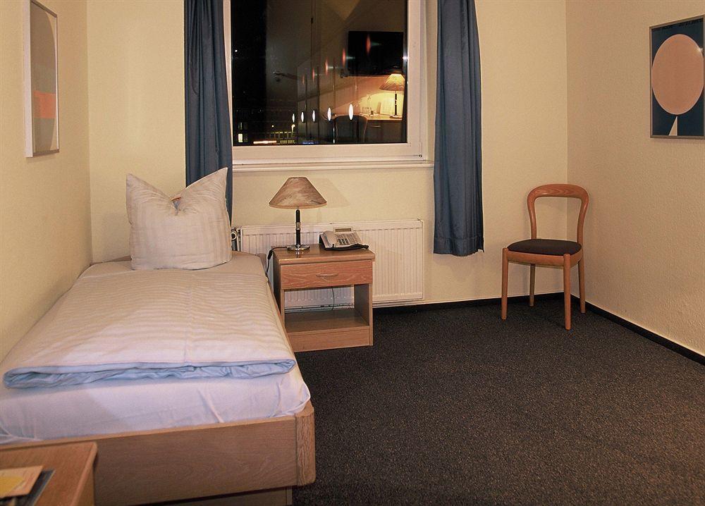 Hotel Am Schwedenkai Kiel Eksteriør billede